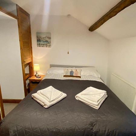 Seven Stars Inn Билт Уелс Екстериор снимка