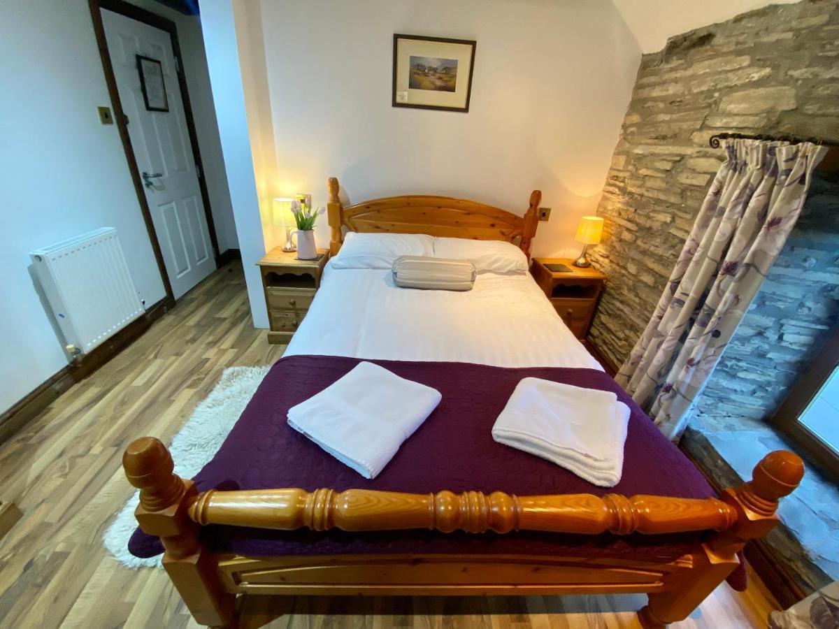 Seven Stars Inn Билт Уелс Екстериор снимка