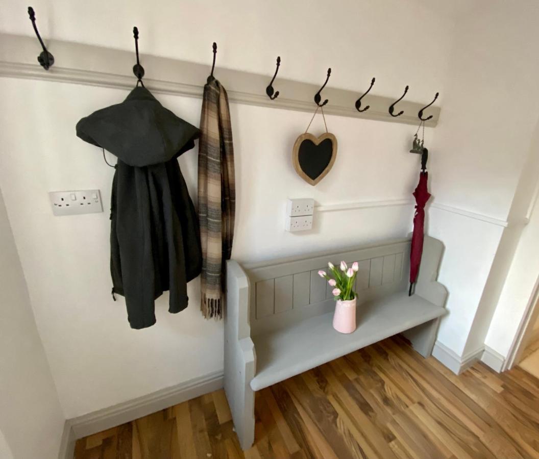 Seven Stars Inn Билт Уелс Екстериор снимка