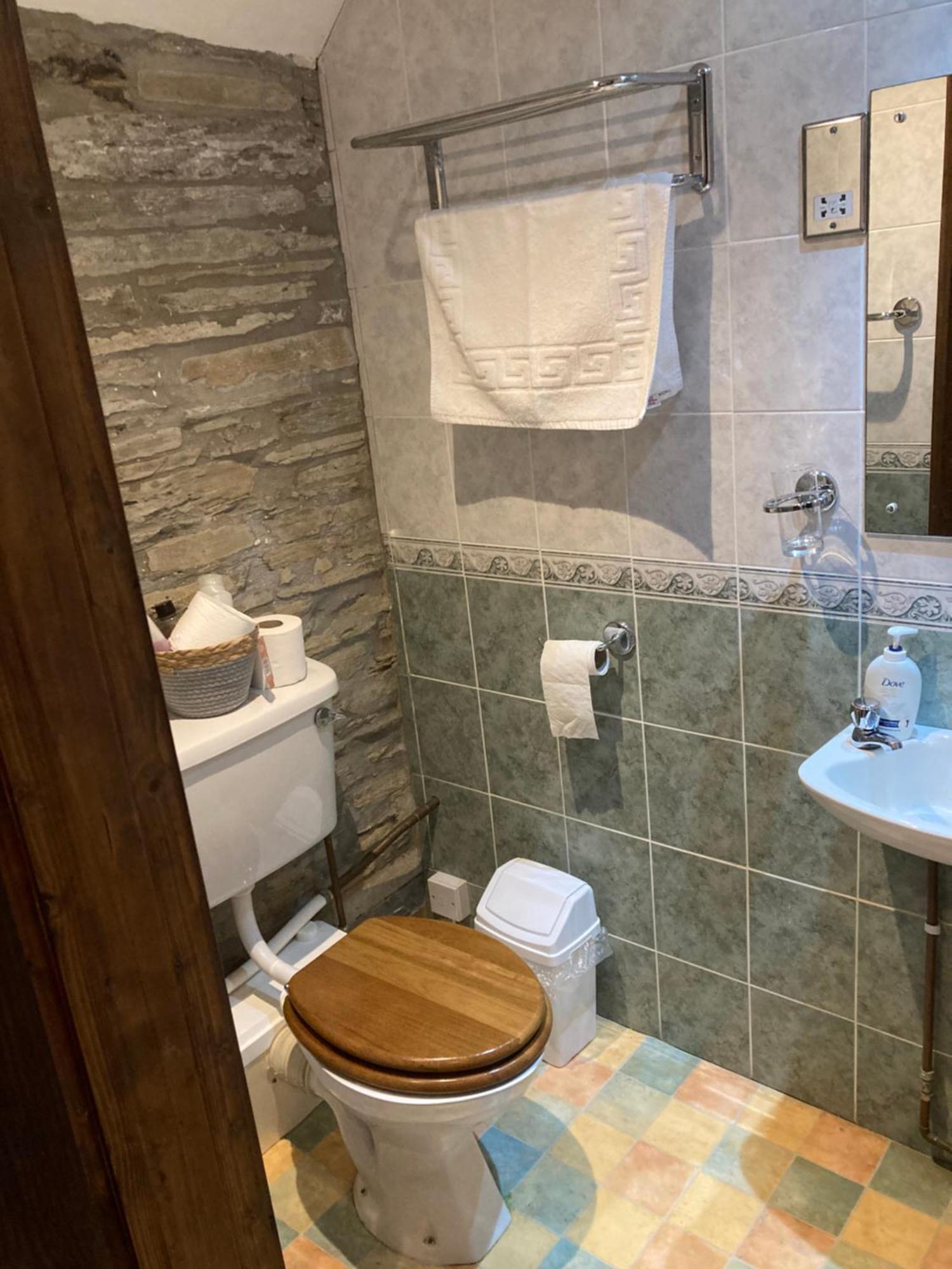 Seven Stars Inn Билт Уелс Екстериор снимка
